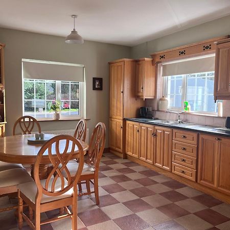 The Lodge Self Catering Castlerea Eksteriør bilde
